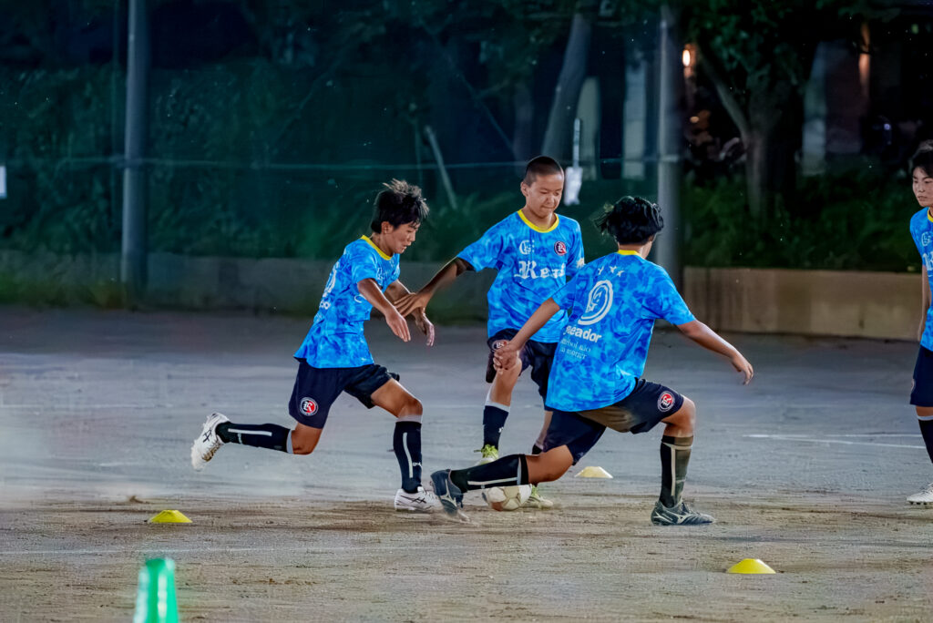 FCリアル　サッカー　埼玉県サッカー　少年サッカー　中学生 ジュニアユース
