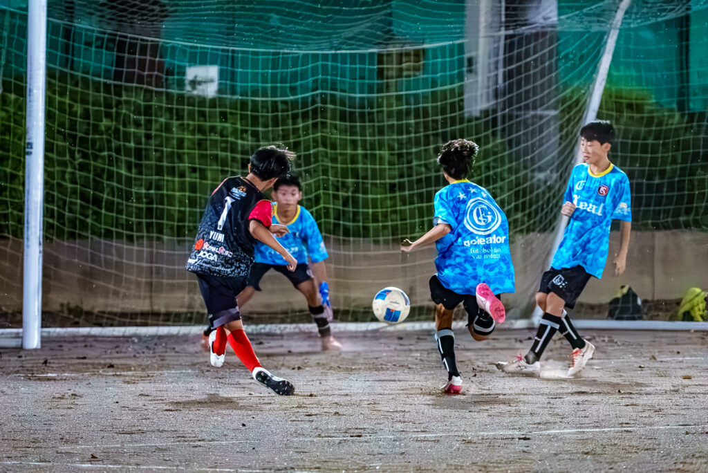 FCリアル　サッカー　埼玉県サッカー　少年サッカー　中学生 ジュニアユース