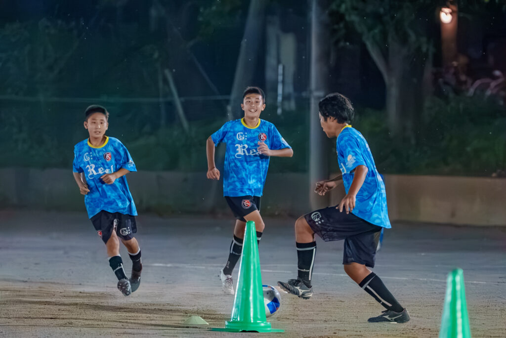 FCリアル　サッカー　埼玉県サッカー　少年サッカー　中学生 ジュニアユース