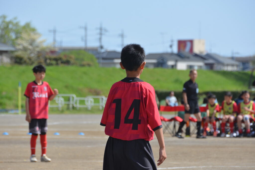 FCリアル　サッカー　少年サッカー　女子サッカー　４種リーグ