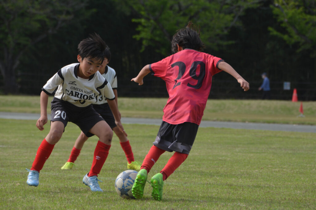 赤 FCリアル 選手 生徒 少年 少女 サッカー soccer