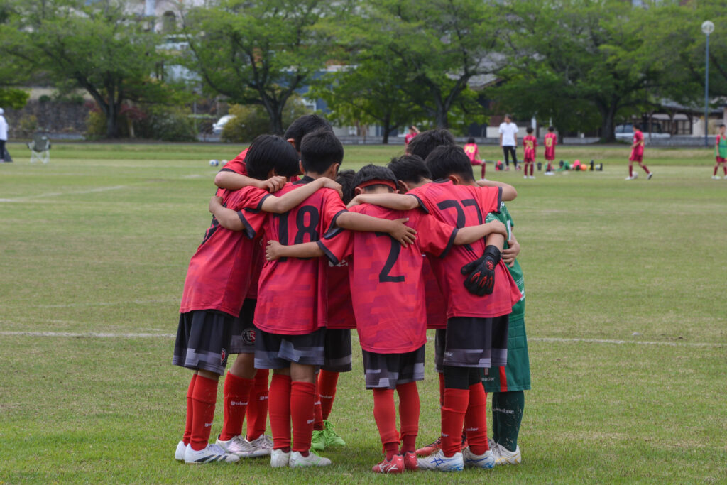 赤 FCリアル 選手 生徒 少年 少女 サッカー soccer