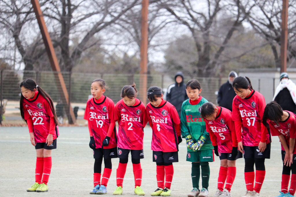 赤 FCリアル 選手 生徒 少年 少女 サッカー soccer