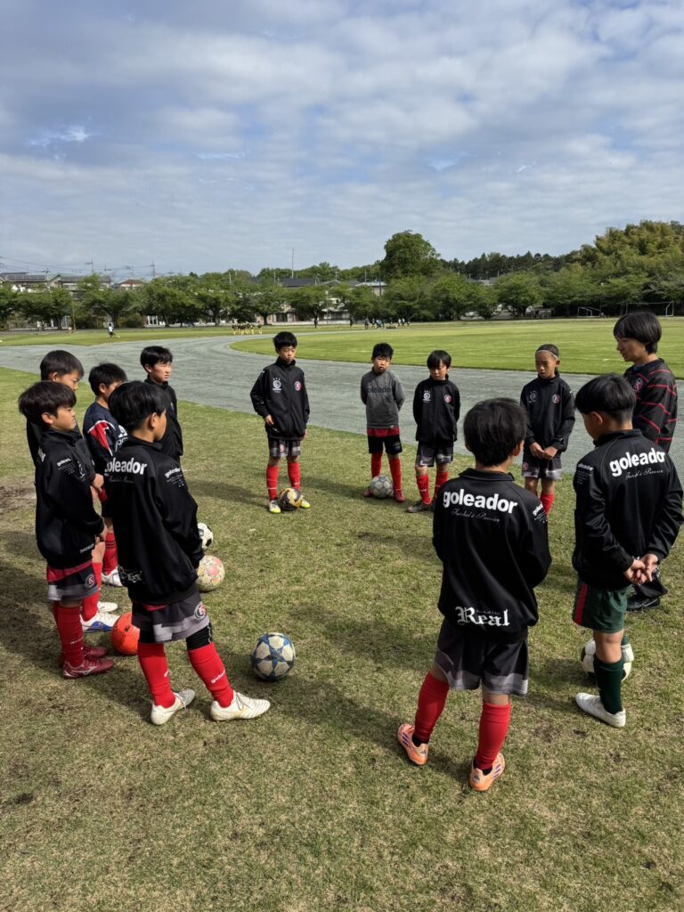 FCリアル　少年　少女　埼玉県サッカー　サッカー　サッカースクール