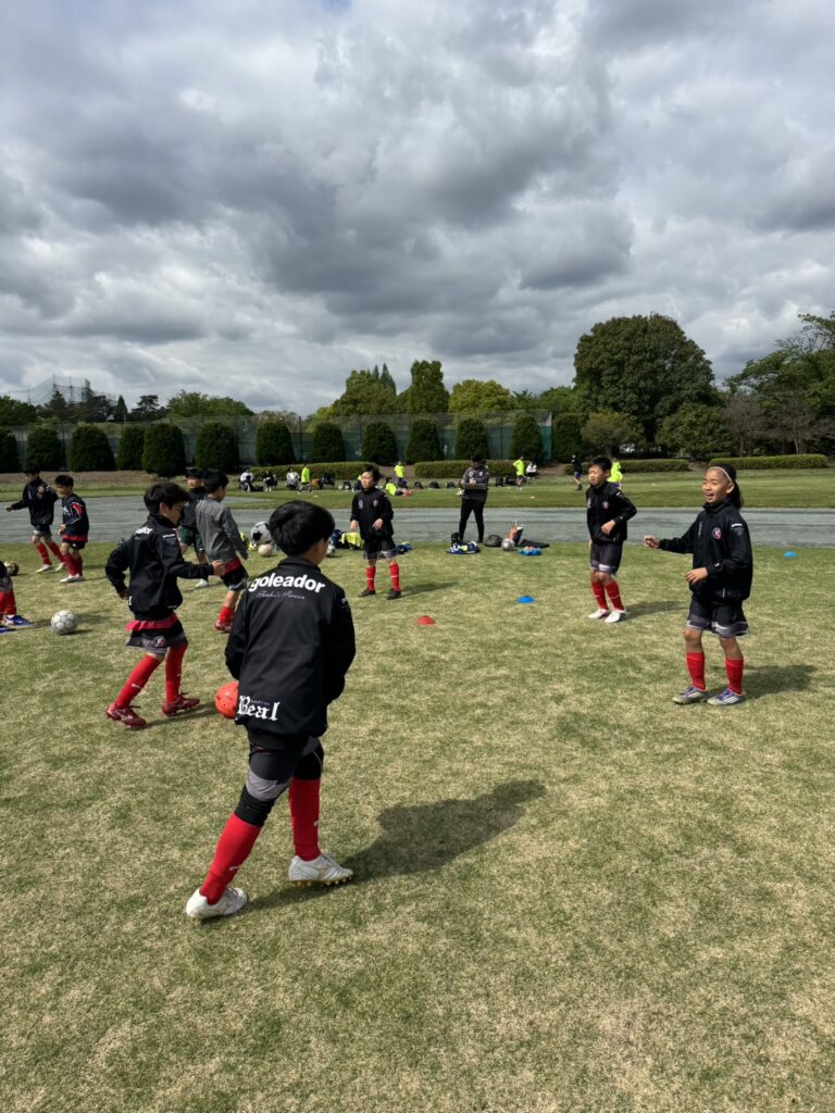 FCリアル　少年　少女　埼玉県サッカー　サッカー　サッカースクール