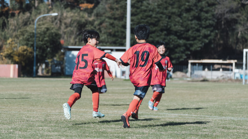 赤 FCリアル 選手 生徒 少年 少女 サッカー soccer